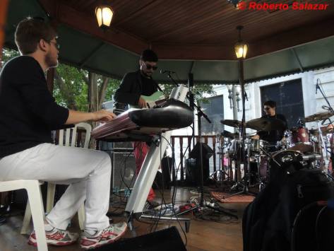 10982035_945395238844151_1405739322438287385_n